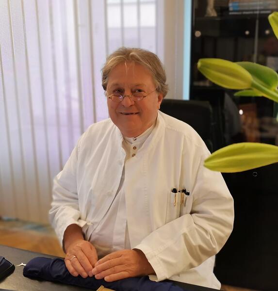 Prim. Prof. Dr. Roland Oppolzer